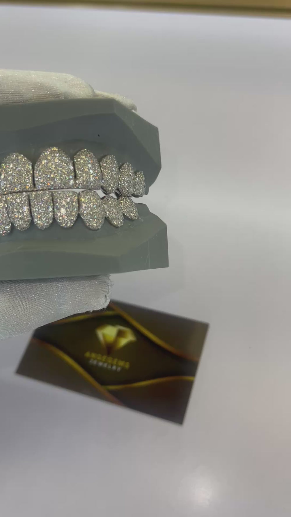 Custom Moissanite VVS Grillz (HoneyComb)