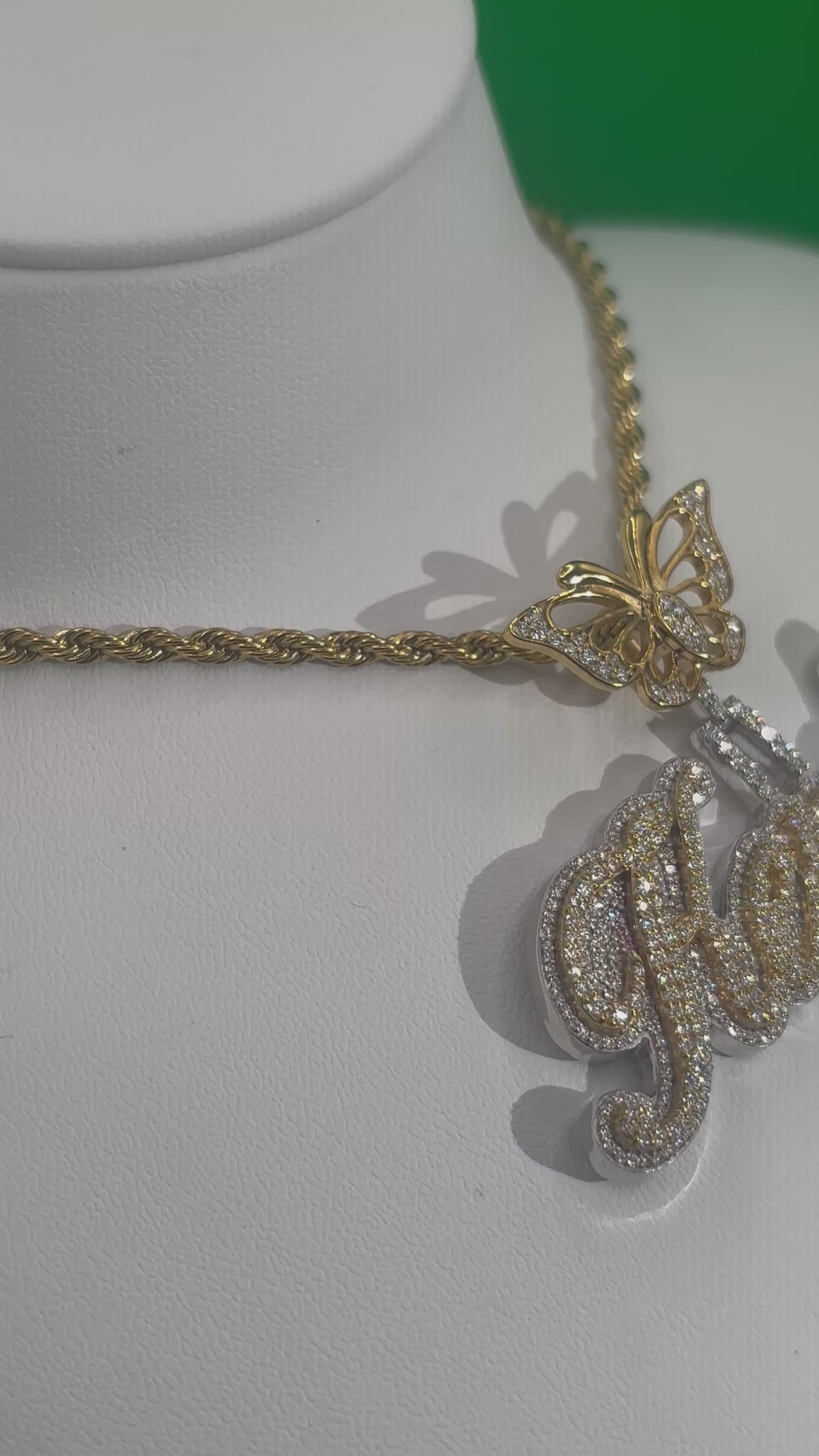 AngeGems Custom Bail VVS Moissanite Pendant (Sterling Silver)