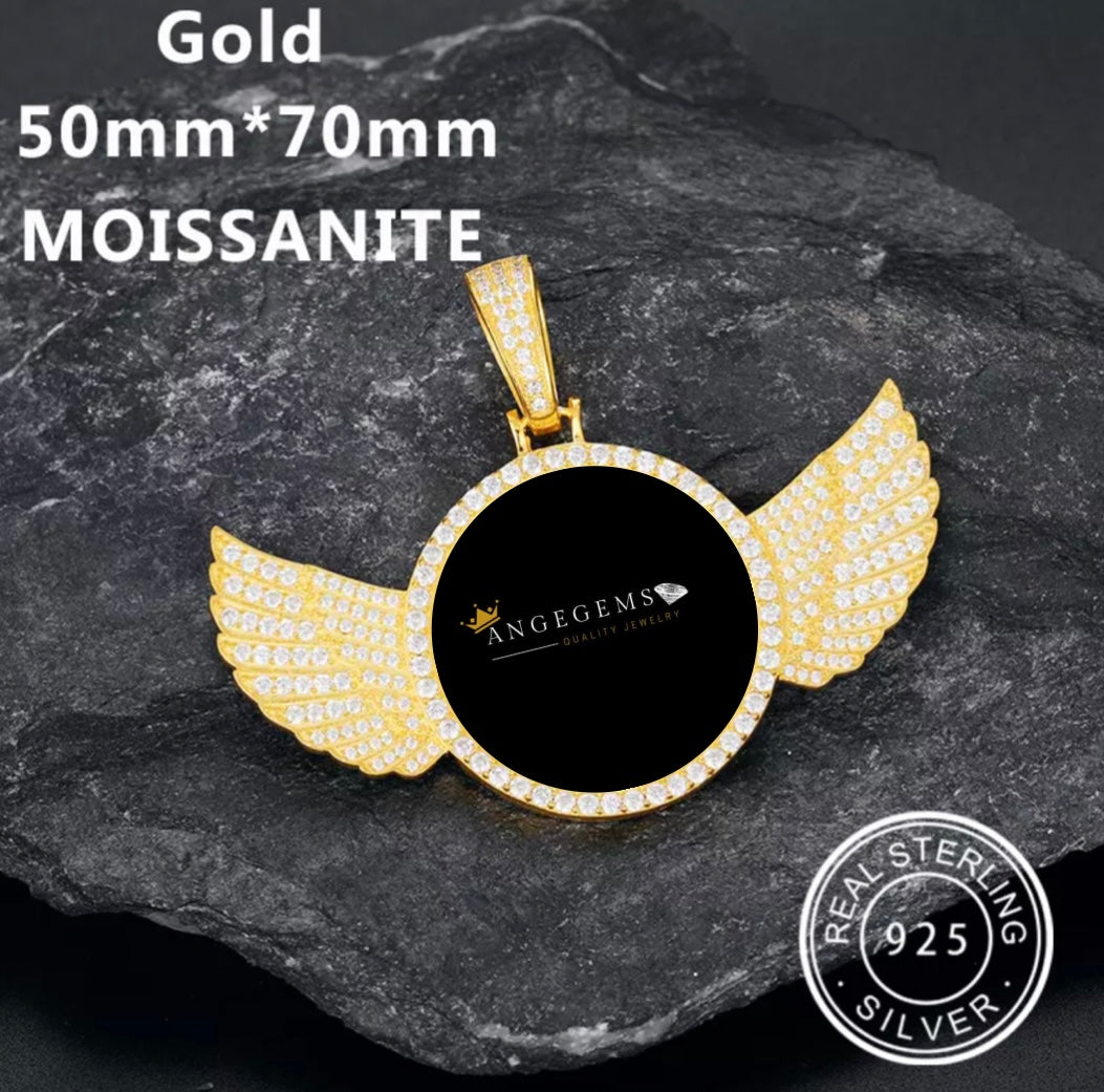Moissanite Diamond Picture Pendant